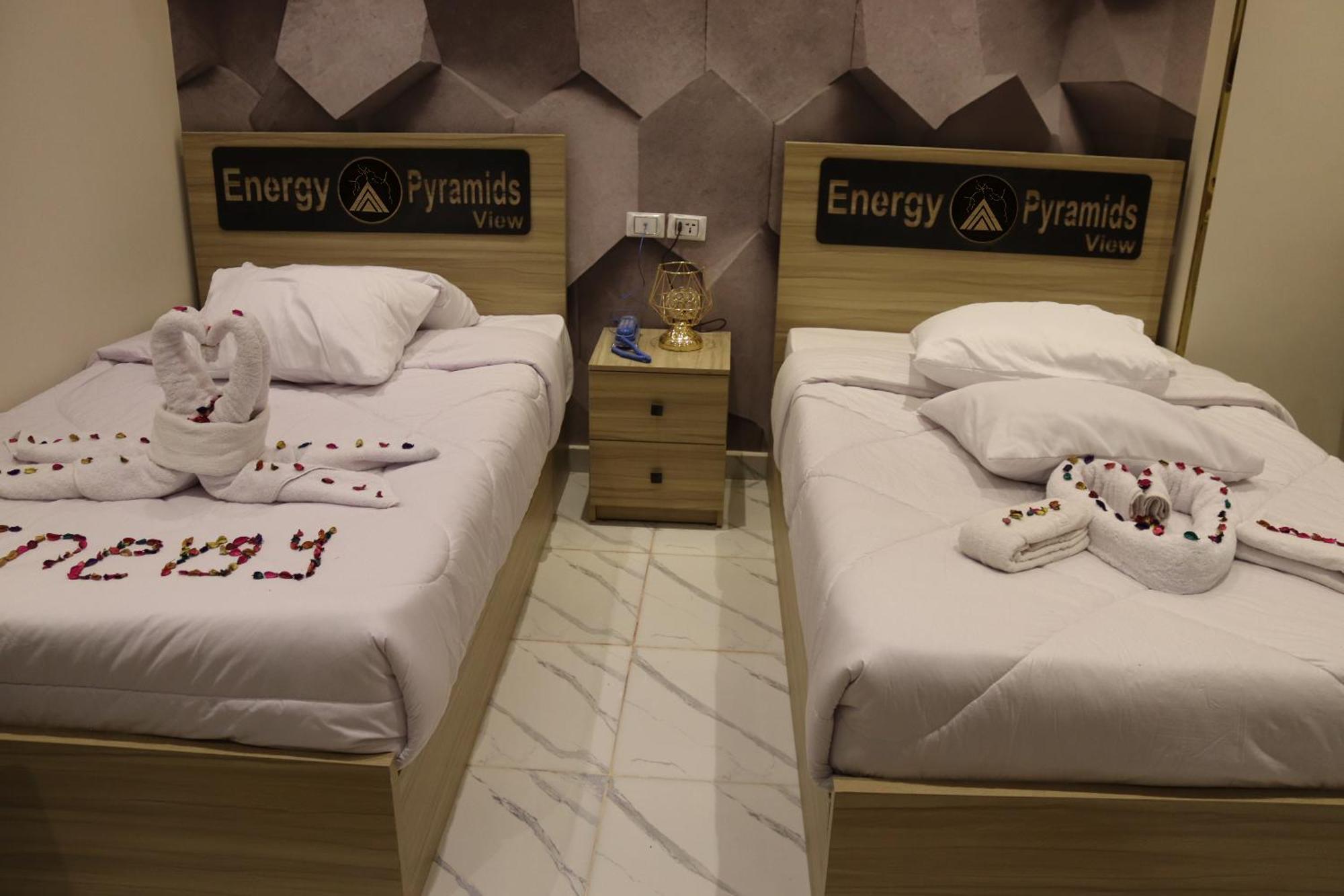 Energy Pyramids View Hostel Kafret el-Gabal Exterior foto